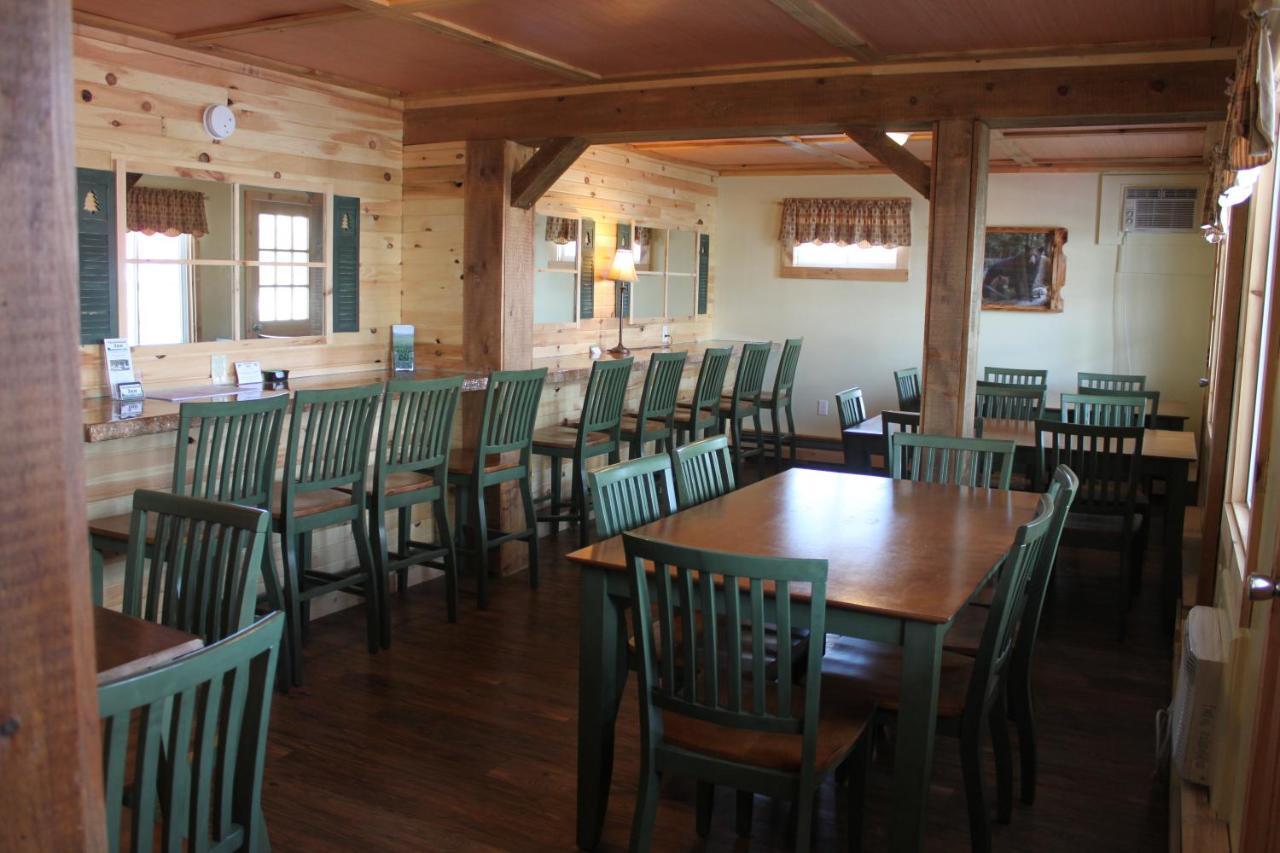 Maine Woods Inn ブルワー  エクステリア 写真